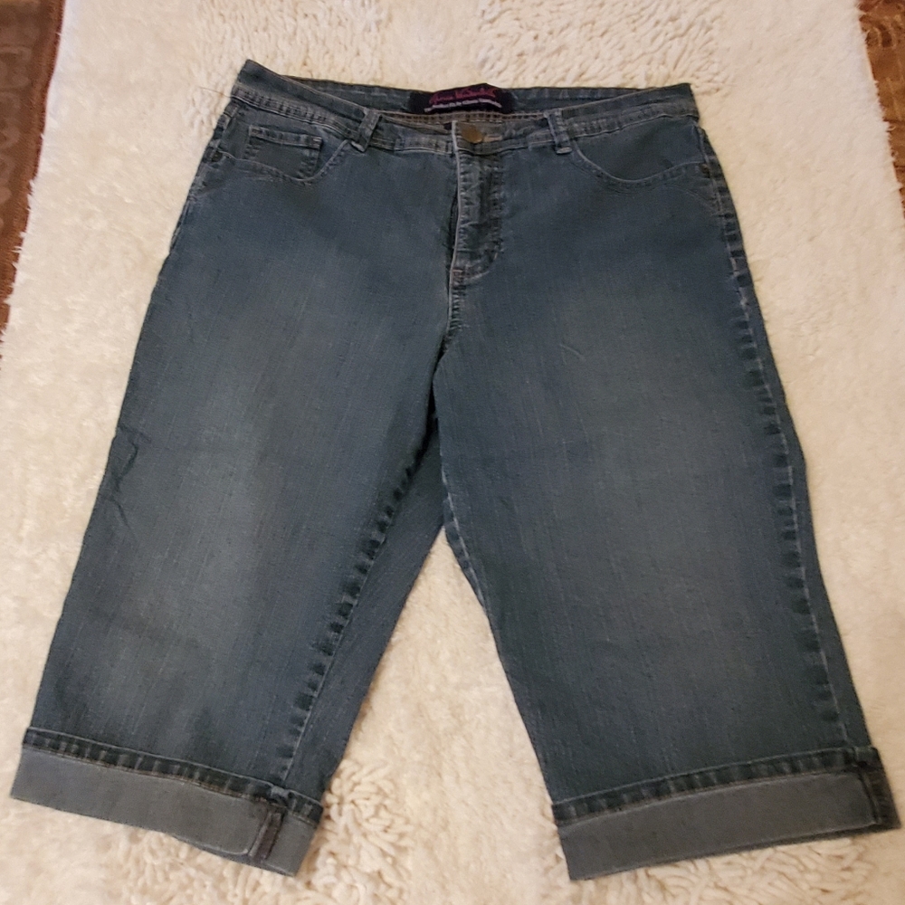 Gloria Vanderbilt Denim Clam Diggers